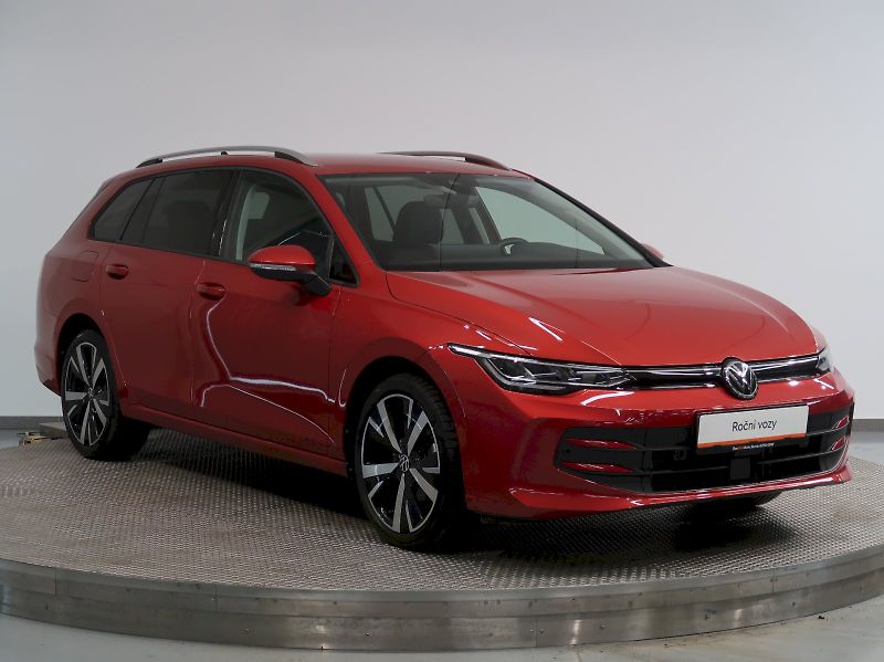 Volkswagen Golf (2025) LIFE 1.5TSI 110KW DSG - fotka 6 z 38