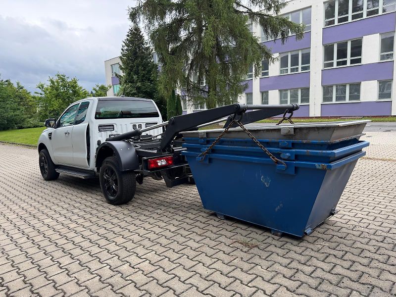 Ford Ranger 3,2 TDCi 4x4automat-kontejner - fotka 25 z 32