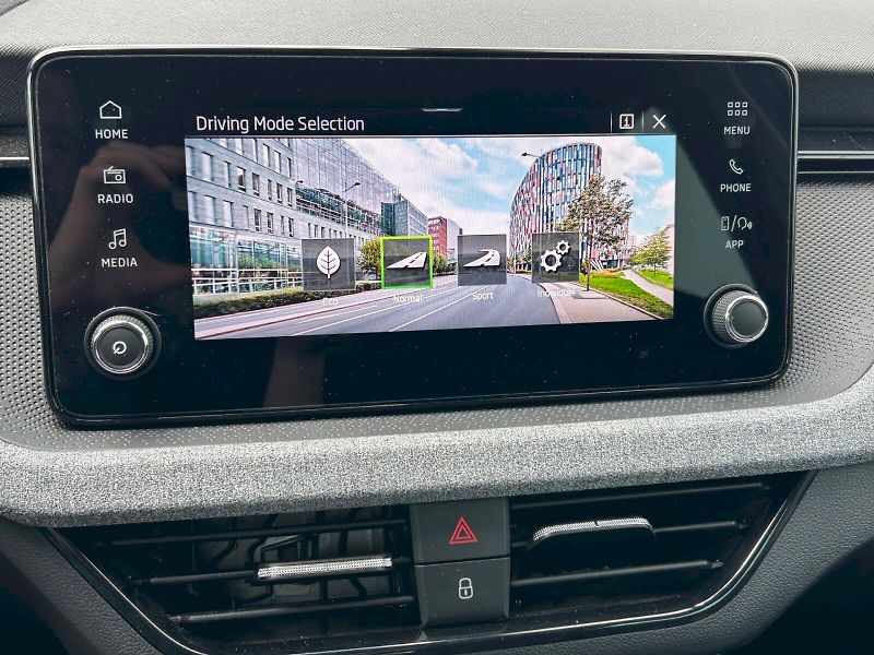 Škoda Scala (2025) Selection 1.0 TSI 85kW - fotka 24 z 34