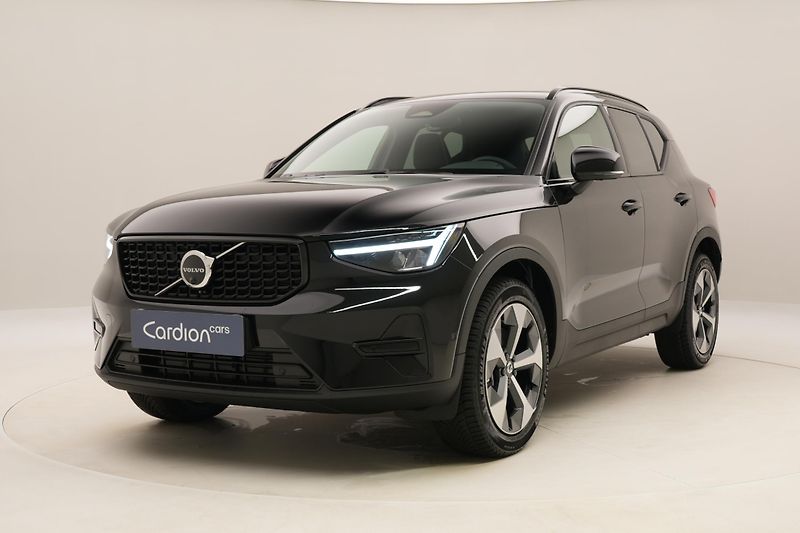 Volvo XC40 (2026) B3 AUT DARK ULTRA  - fotografie inzerátu
