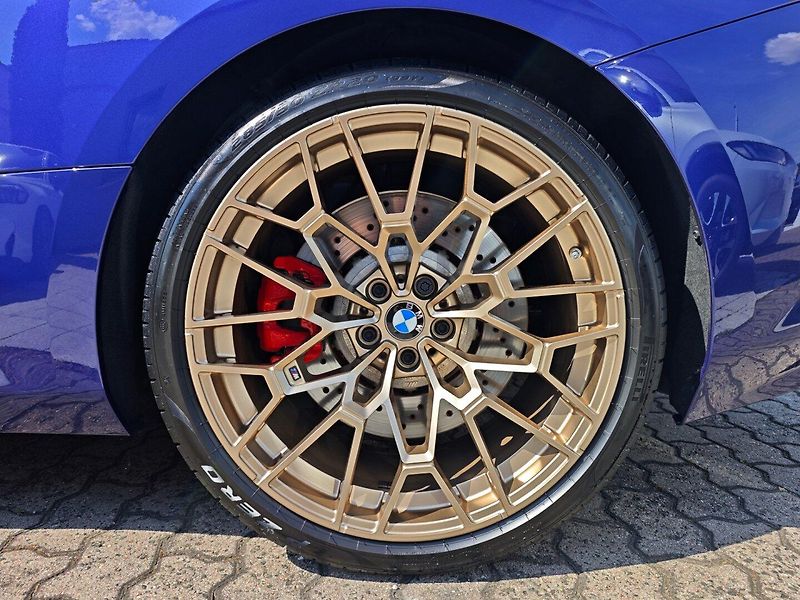 BMW M2 CS Coupe 390kW Velvet Blue - fotka 47 z 50