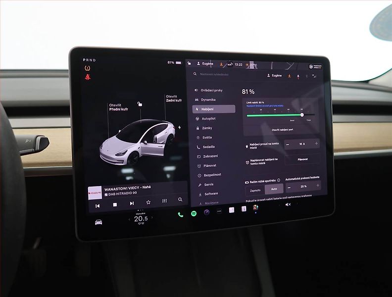 Tesla Model 3 (2021) Long Range 4WD 79kWh, SoH 81% - fotka 21 z 33