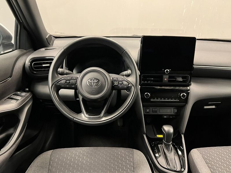 Toyota Yaris Cross 1.5 Hybrid AT STYLE - fotka 5 z 16