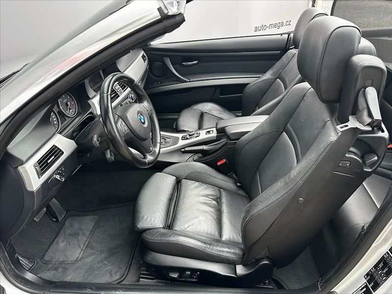 BMW Řada 3 325d 150KW-CABRIO - fotka 11 z 46