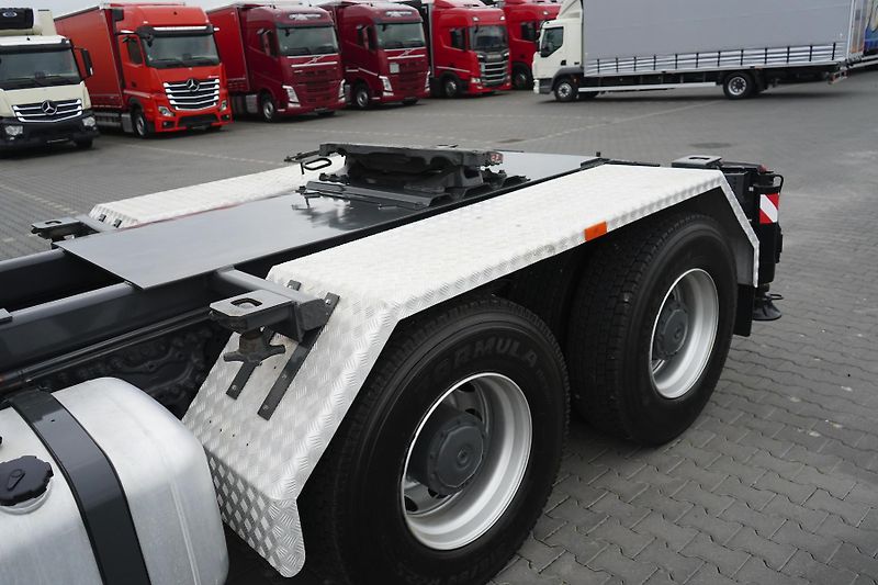 Mercedes-Benz (2018) AROCS / 2651 / 6 X 4 / FASSI F - fotka 20 z 68