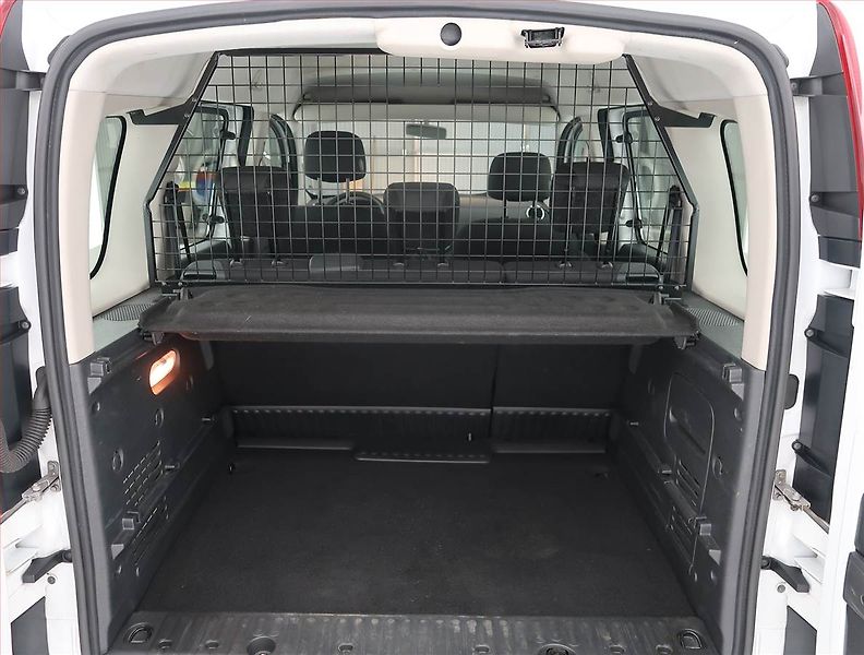 Renault Kangoo (2021) 1.5 dCi, 5Míst, ČR, 1Maj, DPH - fotka 13 z 19