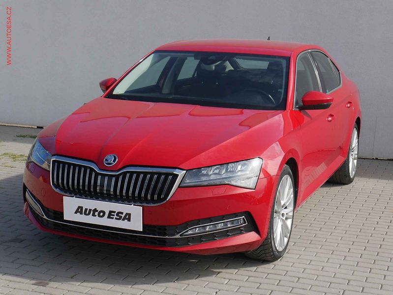 Škoda Superb (2022) 1.5 TSI, ČR, Style, LED - fotka 3 z 21