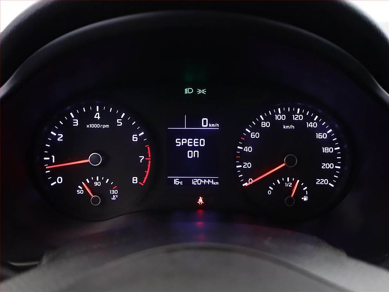 Kia Rio (2022) 1.2 DPI - fotka 8 z 17