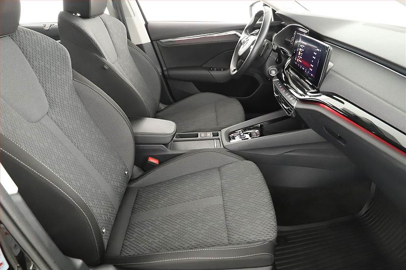 Škoda Octavia (2023) 2.0 TDI - fotka 7 z 20