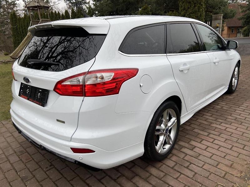 Ford Focus (2014) 1.0EcoBoost 92kw - fotka 7 z 32