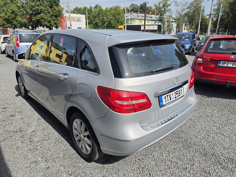 Mercedes-Benz Třídy B 180CDi Navi Parkovací senzory  - fotka 3 z 18
