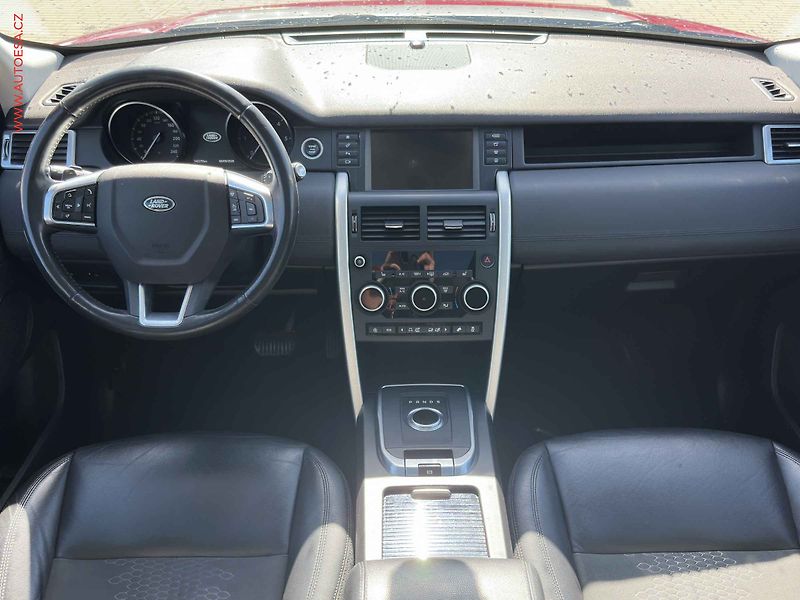 Land Rover Discovery Sport (2017) 2.0D 4x4, AT, navi, LED - fotka 8 z 23