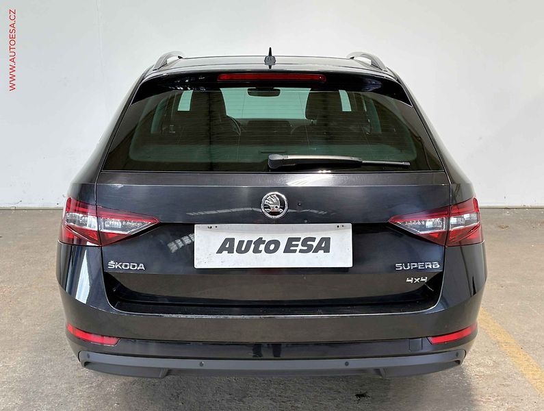 Škoda Superb (2019) 2.0 TDi 4x4, Style, DSG, - fotka 5 z 17