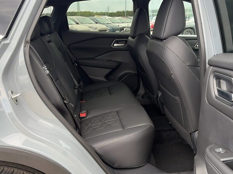 Nissan Qashqai (2026) 1,3 DIG-T, X-Tronic, Tekna - fotka 10 z 22