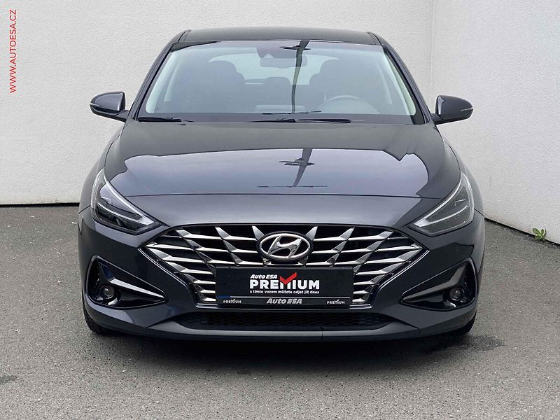 Hyundai i30 (2022) 1.0 T-GDi, ČR, servis.kniha - fotka 2 z 19