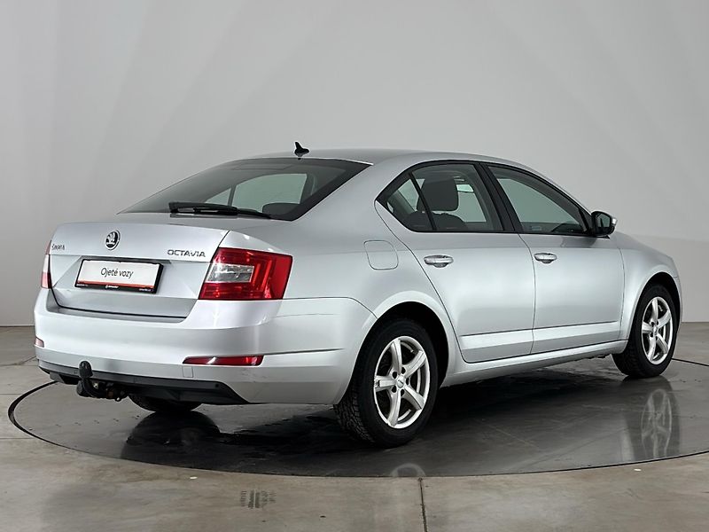 Škoda Octavia DSG,Ambition - fotka 2 z 27