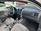 Volkswagen Golf 1.6i, GT Look, automat - náhled 27