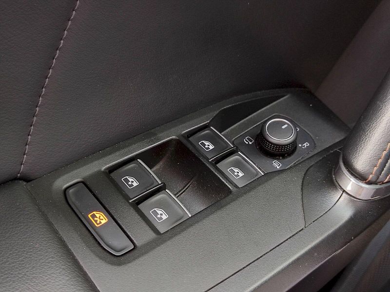 Cupra Formentor (2021) 2,0 tsi 140 Kw DSG 4Drive - fotka 29 z 39