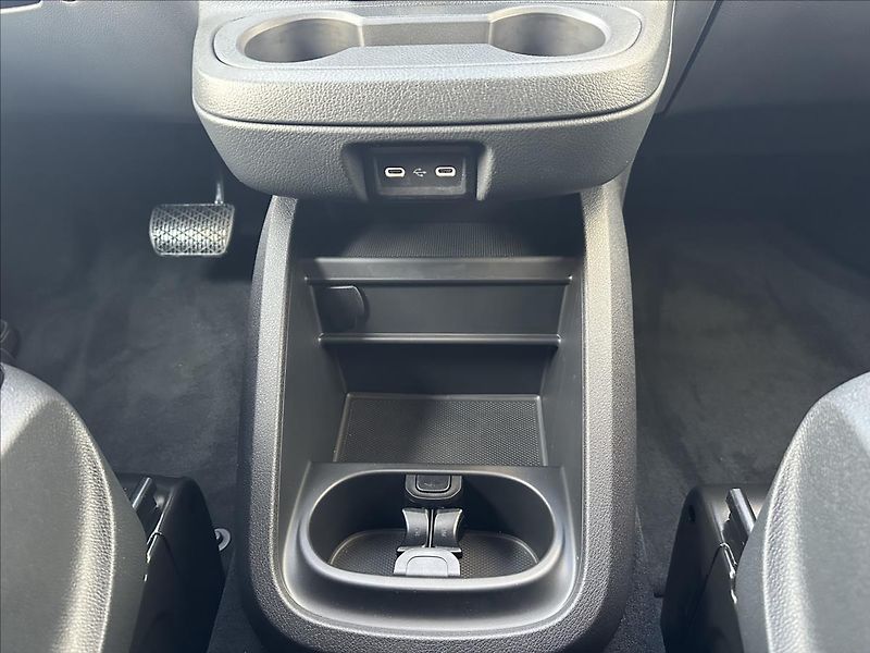 Mercedes-Benz Vito (2025) 2,0 119 CDI Tourer Select L 4x - fotka 20 z 22