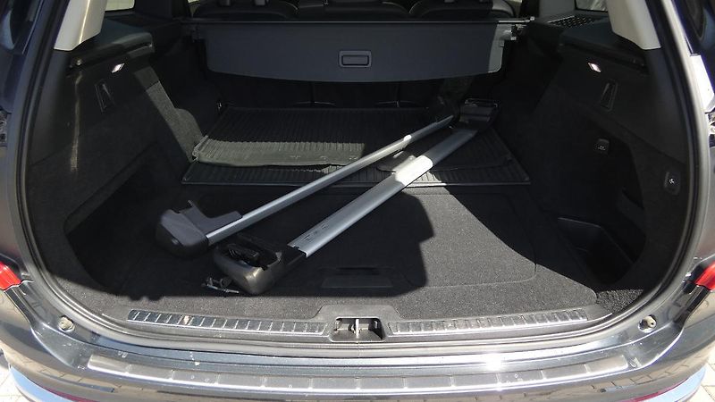 Volvo XC90 B5 AWD Drive-E mHEV aut. Inscr - fotka 19 z 25