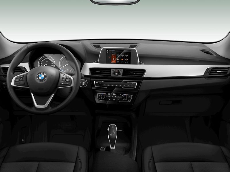 BMW X1 20i xDrive - fotka 5 z 6