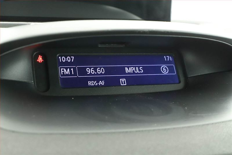 Renault Mégane (2014) 1.2 TCe, Tempomat - fotka 14 z 17