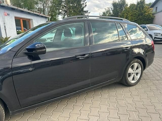 Škoda Octavia (2013) 1,4TSi elegance combi 103kW   - fotka 6 z 43