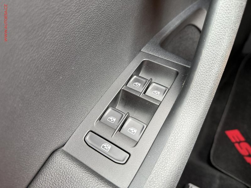 Škoda Octavia (2019) 1.6 TDi, ČR, Ambition - fotka 11 z 17