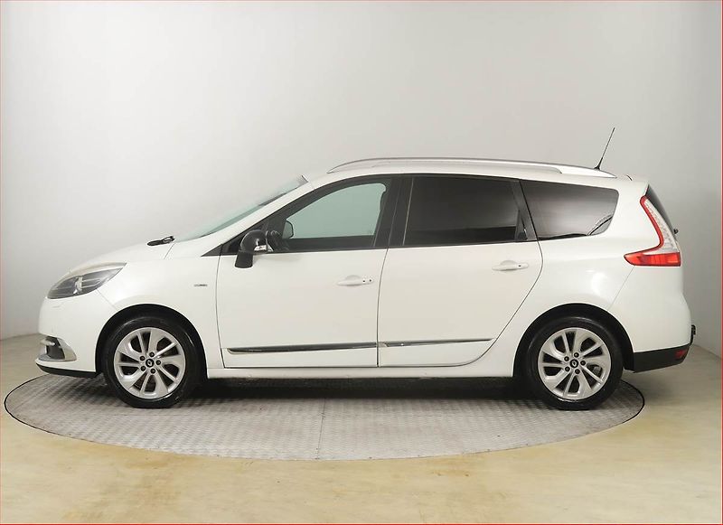 Renault Grand Scénic (2015) 1.6 dCi, 7 míst, Navi, Xenony - fotka 3 z 26
