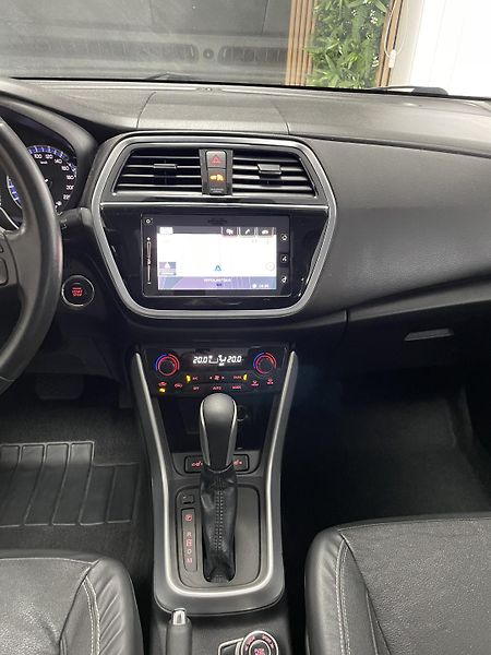 Suzuki SX4 S-Cross 1.4 BJ 4x4 AT REZERVACE - fotka 25 z 30