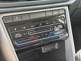 Volkswagen T-Roc Life 6G 1,0TSI - náhled 17