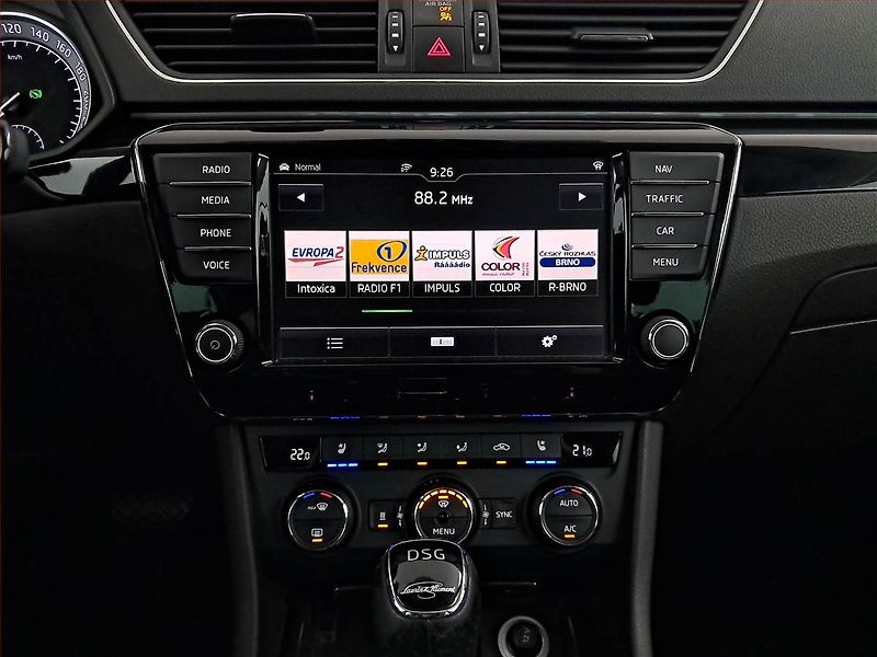 Škoda Superb (2017) Laurin&Klement 2.0 TDI 4x4 - fotka 12 z 21