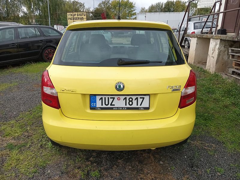 Škoda Fabia 1.2 HTP Classic - fotka 4 z 18