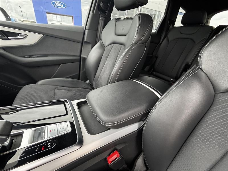 Audi Q7 3,0 TDI 210kW quattro S-line - fotka 23 z 42