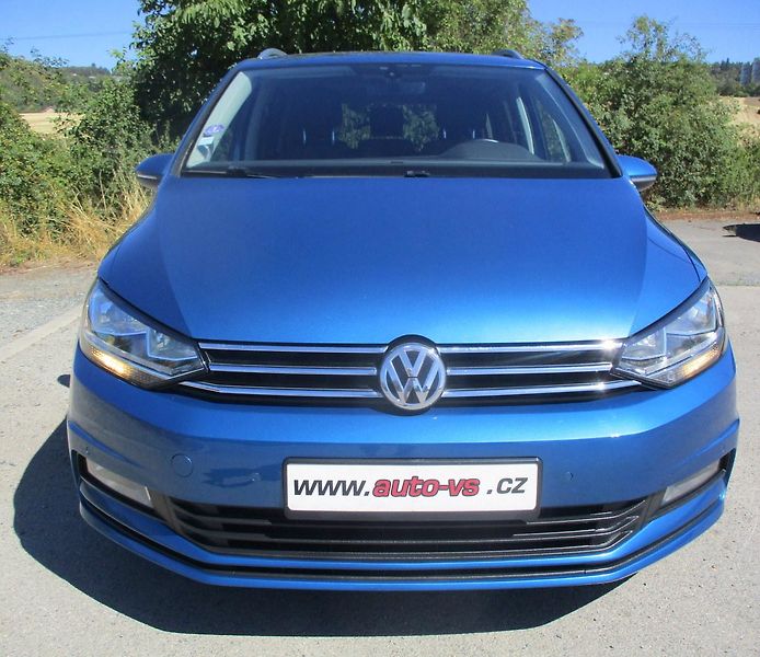 Volkswagen Touran (2016) 1.4TSi 110kW CLBMT 142tkm - fotka 4 z 47