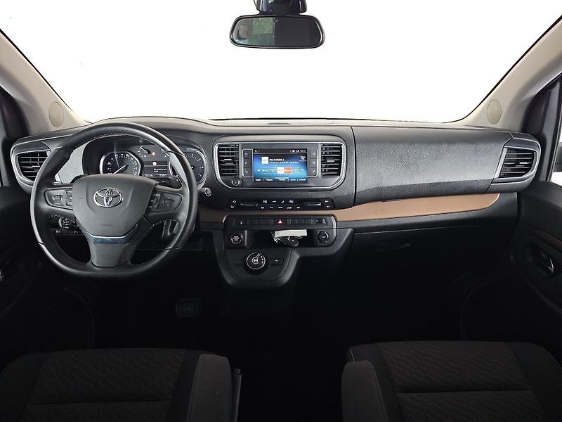 Toyota ProAce (2022) ČR L2 Automat 8 pax Webasto - fotka 5 z 17