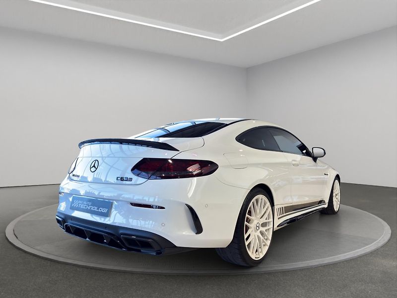 Mercedes-Benz Třídy C (2017) Mercedes-AMG C 63 S kupé Editi - fotka 7 z 21