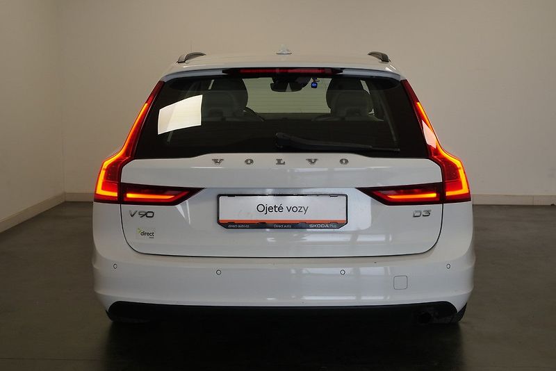 Volvo V90 - fotka 6 z 23