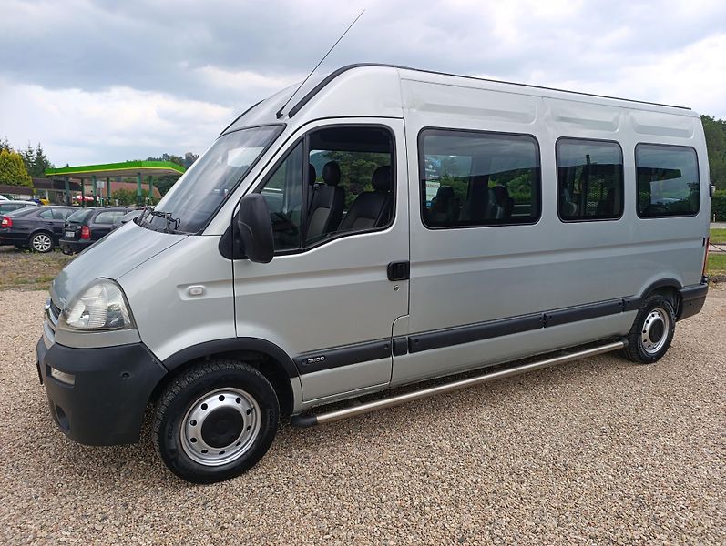 Opel Movano (2009) 2.5 CDTI 9míst - fotka 1 z 28