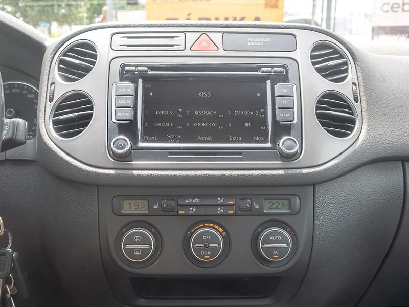 Volkswagen Tiguan (2009) ČR 2.0TDI 125KW – TAŽNÝ - fotka 22 z 50
