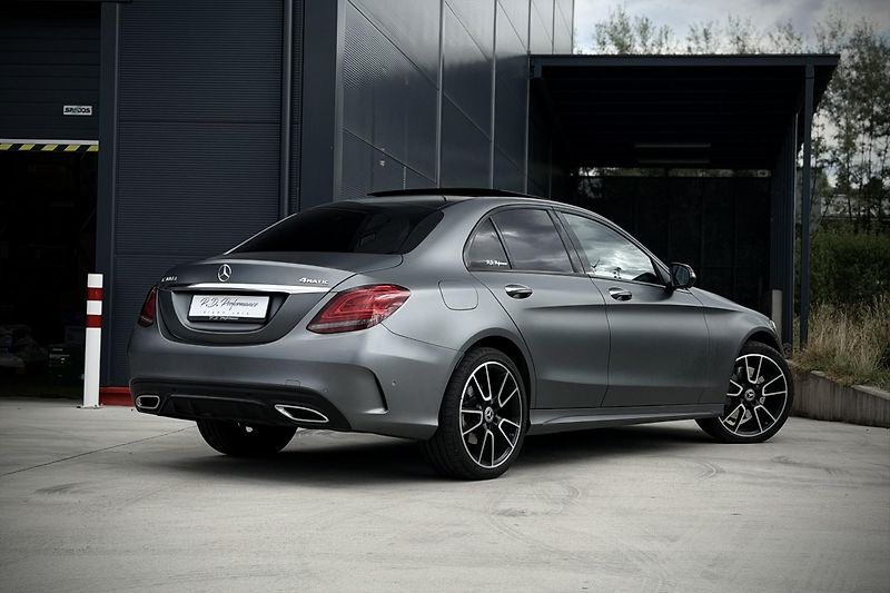 Mercedes-Benz Třídy C (2019) C 300d 4Matic AMG Line - fotka 5 z 32