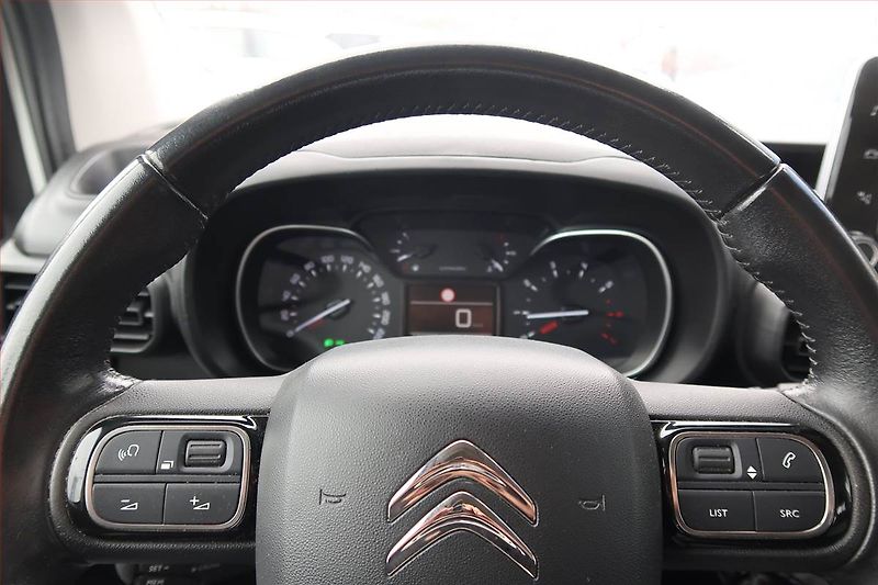 Citroën Berlingo (2019) Feel 1.5 BlueHDi, 5Míst, ČR - fotka 15 z 17