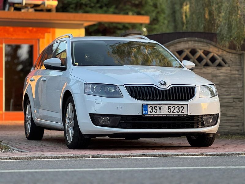 Škoda Octavia 2.0TDi STYLE 1.MAJ DPH ROZVODY - fotka 3 z 25