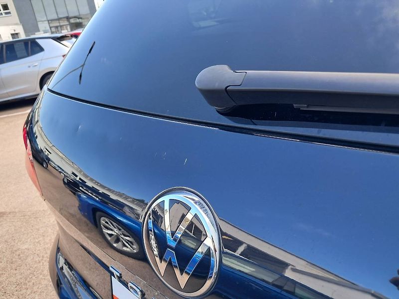 Volkswagen Touareg (2021) ELEGANCE V6 3.0 TDI / 210 kW 4 - fotka 31 z 35
