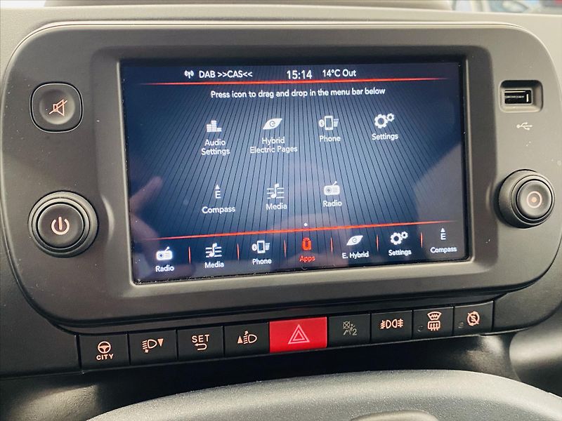 Fiat Panda 1,0 Hybrid - fotka 19 z 23