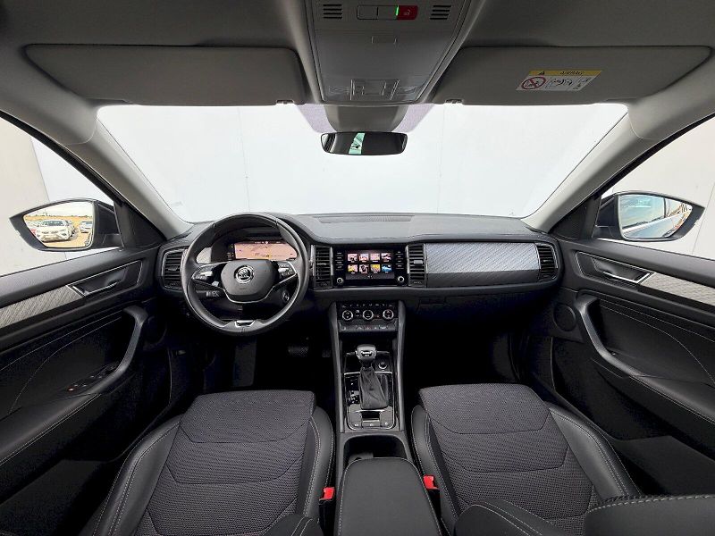 Škoda Kodiaq (2023) 2.0 TSI 140kW 4x4 Style - fotka 9 z 35
