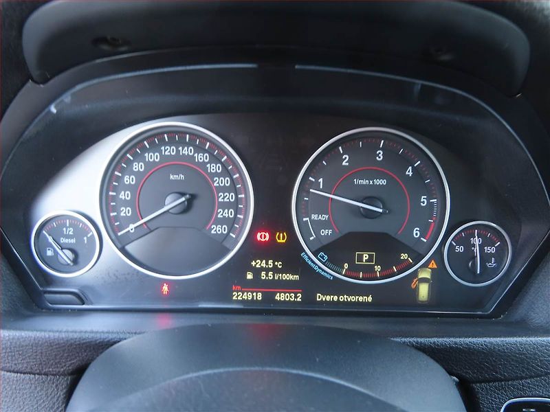 BMW Řada 3 (2017) 316 d, Automat, Navi, Tempomat - fotka 11 z 22