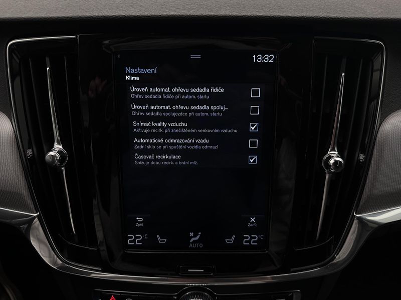 Volvo V90 CC D5 AWD PRO POLESTAR CZ  - fotka 42 z 47
