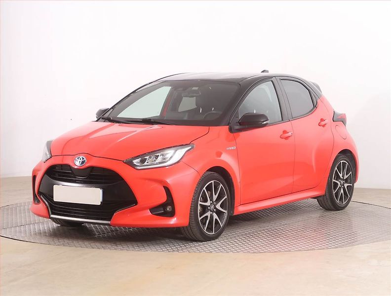 Toyota Yaris (2020) 1.5 VVT-i Hybrid - fotka 2 z 20