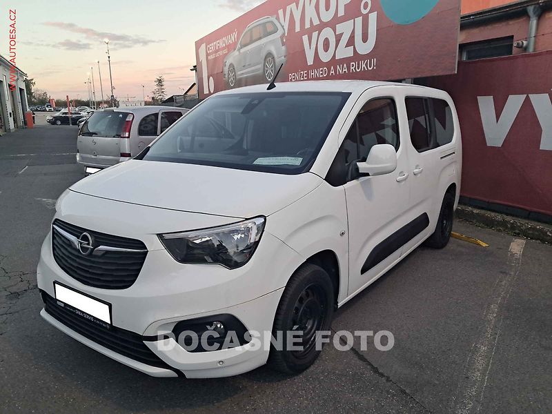 Opel Combo (2019) 1.2T MAXi, 1.maj,ČR, AC - fotka 1 z 3